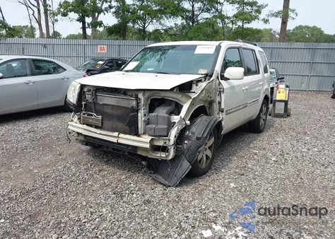 2013 Honda Pilot Touring z USA, uszkodzony, nr VIN 5FNYF4H92DB061868